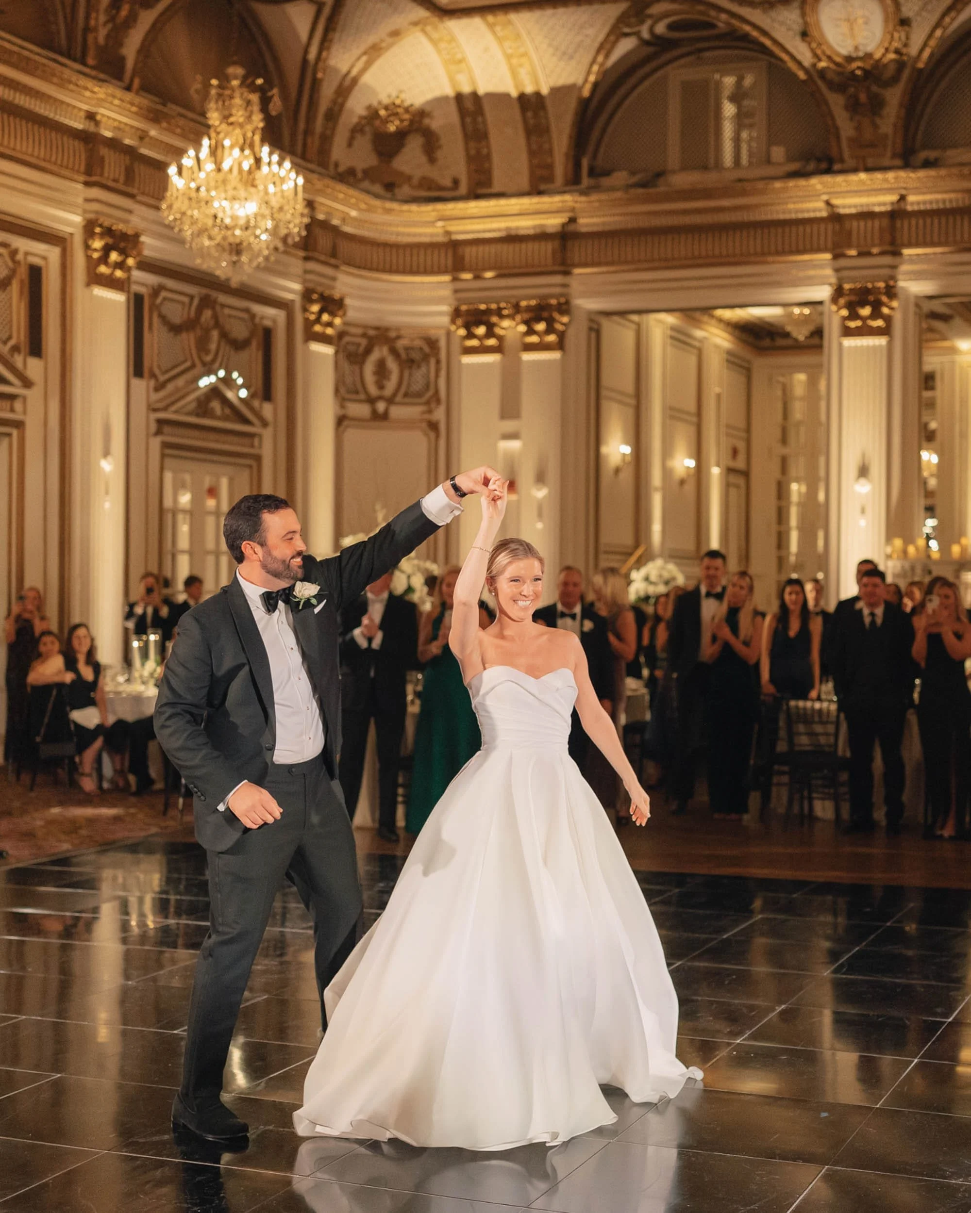 How to Hire a Boston Wedding Photographer, Styles, Budget & Expert Tips 8 Wedding photography in Boston, MA