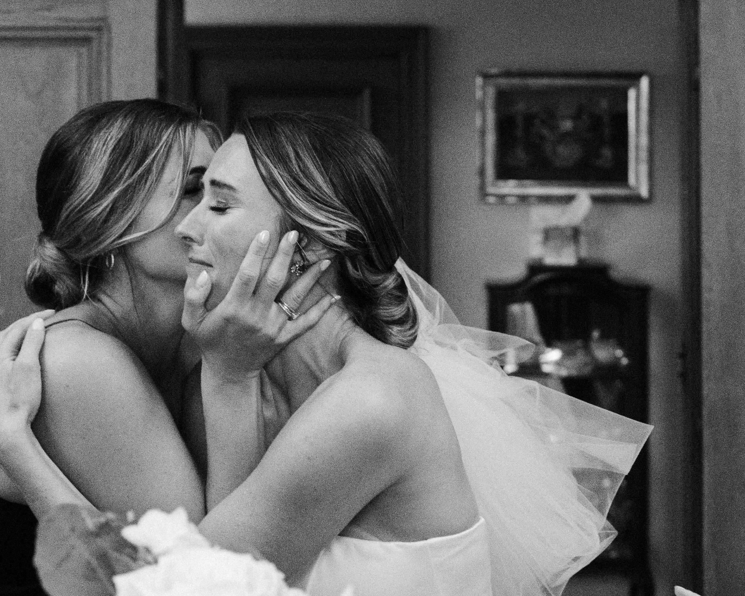 A Summer Wedding at Misselwood Estate — documentary wedding photography