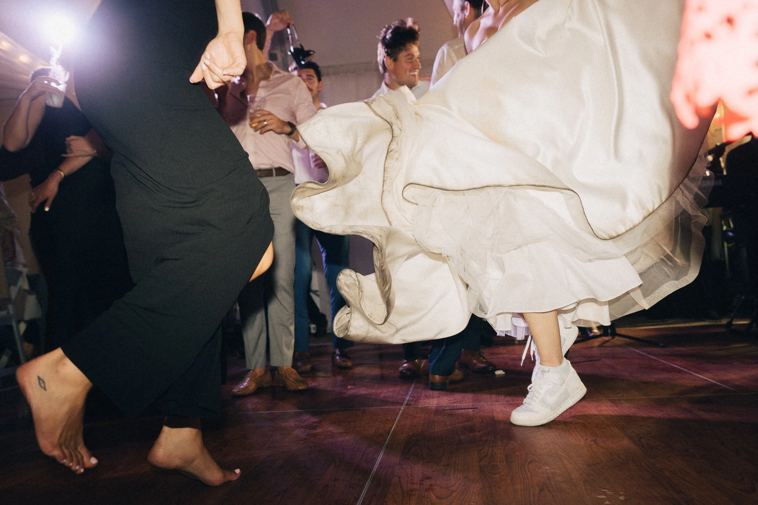 A Summer Wedding at Misselwood Estate — wedding photograph