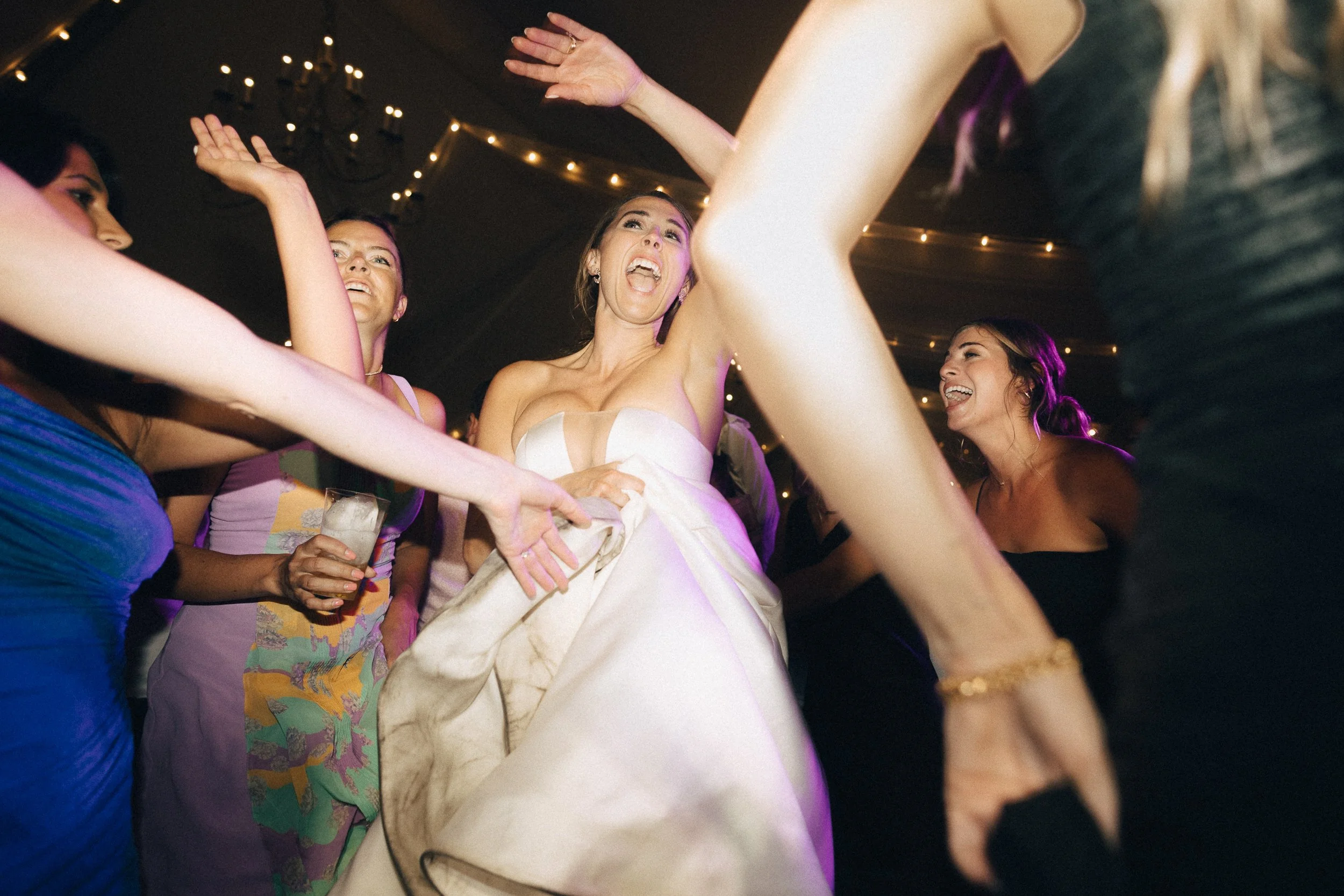 A Summer Wedding at Misselwood Estate — documentary wedding photograph