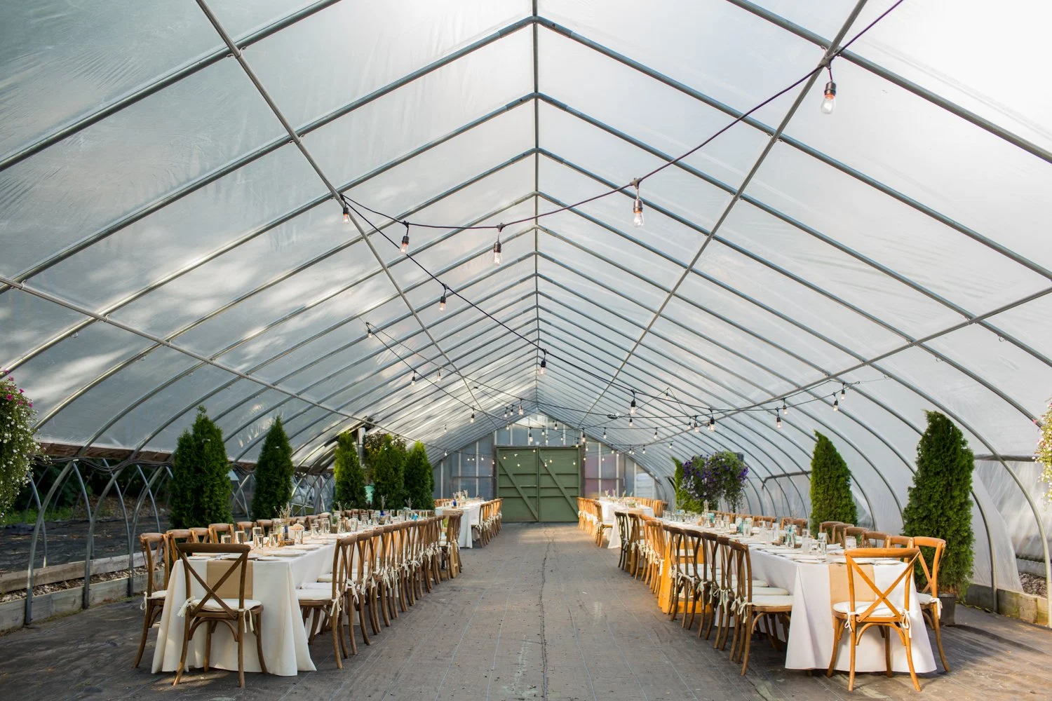 24 Amazing Farm Wedding Venues Near Boston 5 Candid wedding moment in Boston, MA