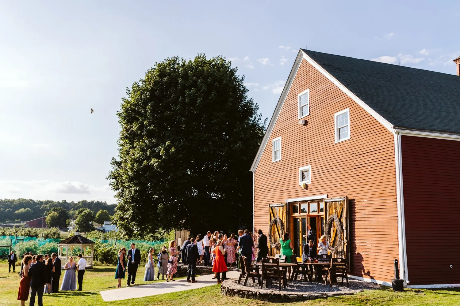 24 Amazing Farm Wedding Venues Near Boston 7 Documentary wedding photography in Boston, MA