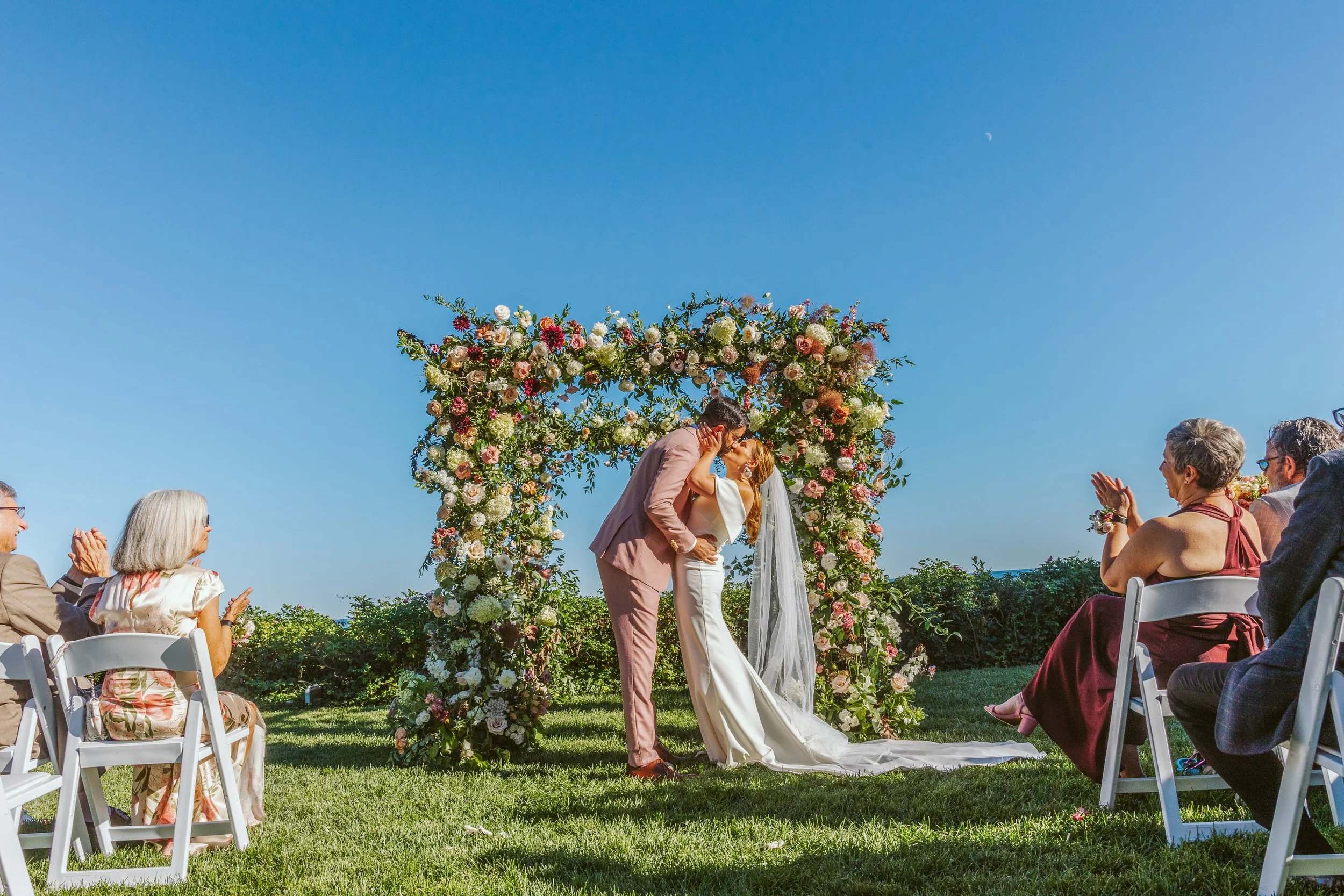 Boston Wedding Florists: 2025’s Comprehensive Guide for Your Big Day 2 Wedding photography in Boston, MA