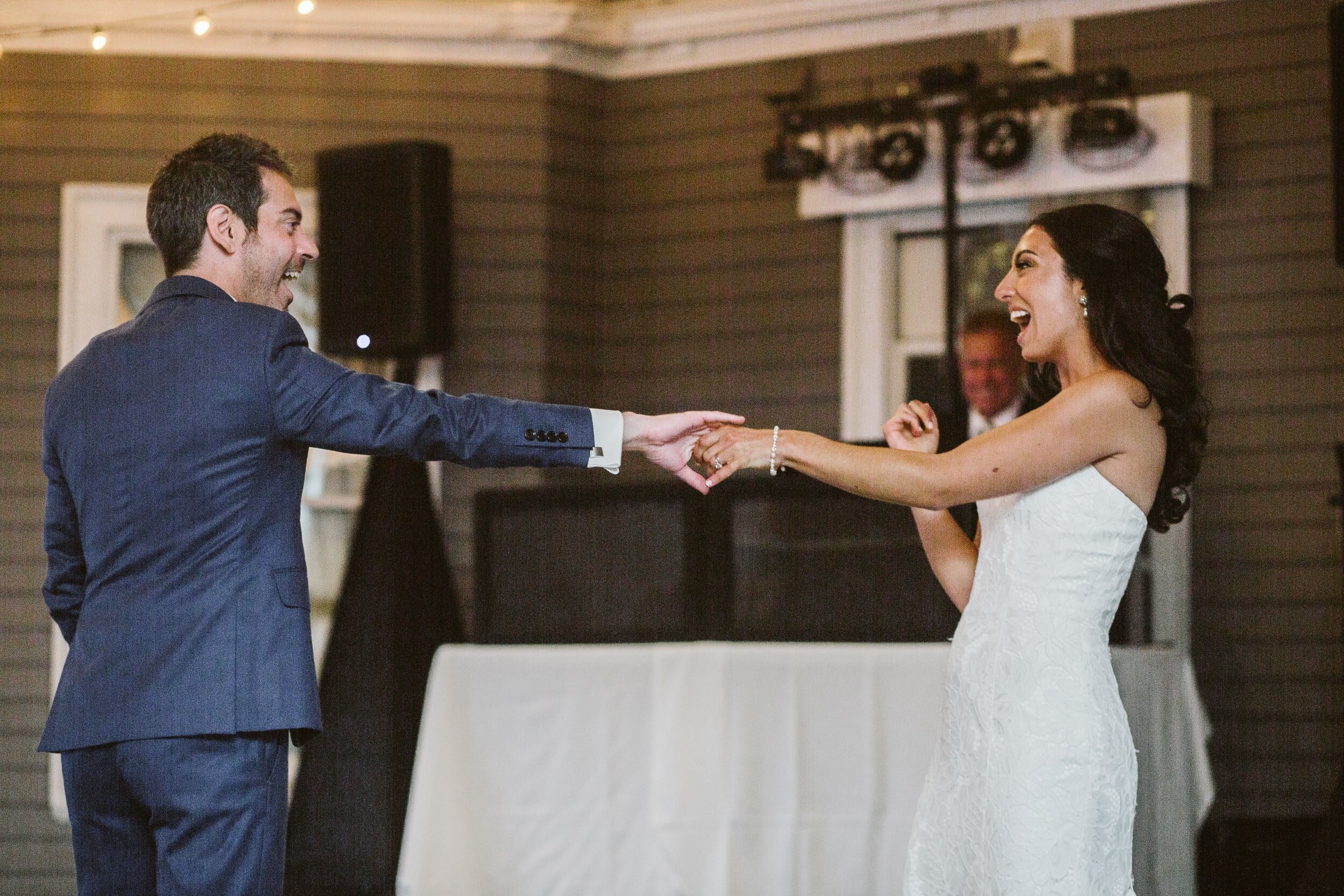 Castle Manor Inn — documentary wedding photograph