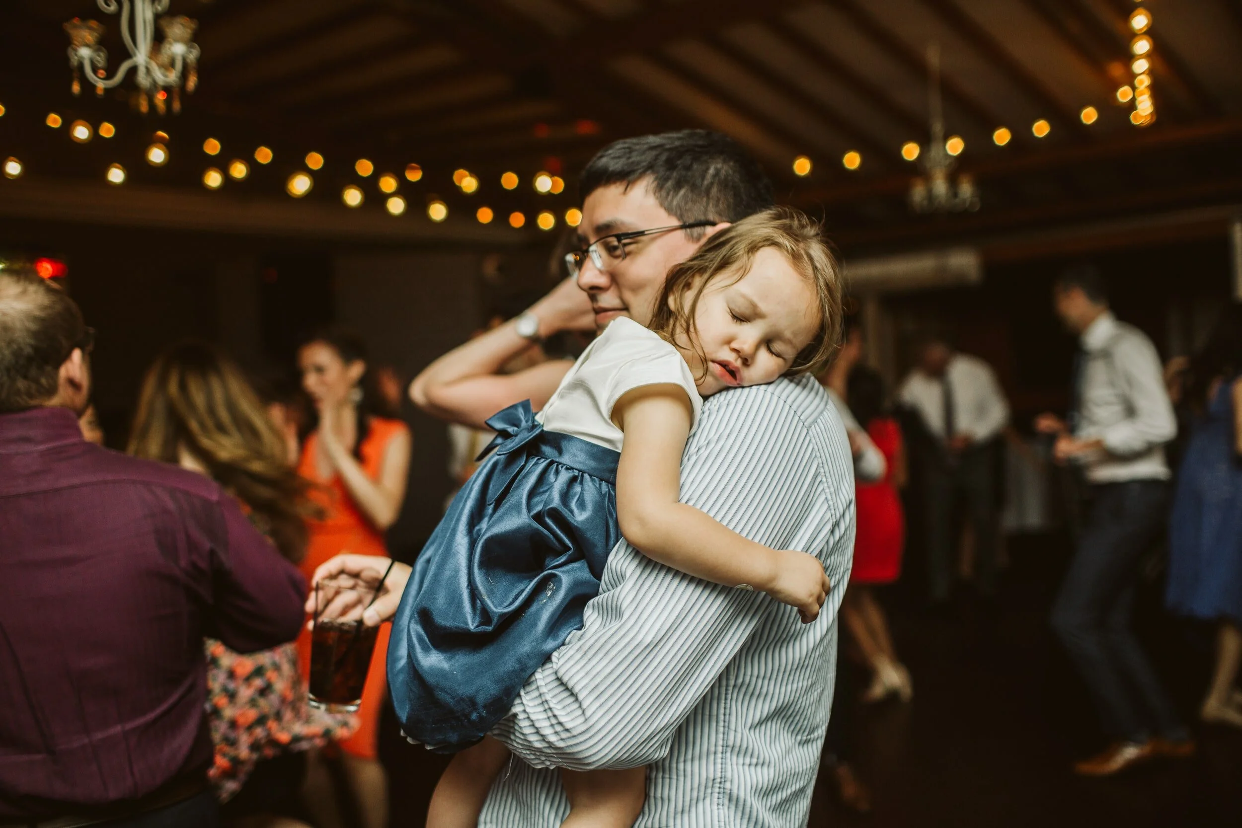 Castle Manor Inn — documentary wedding photography