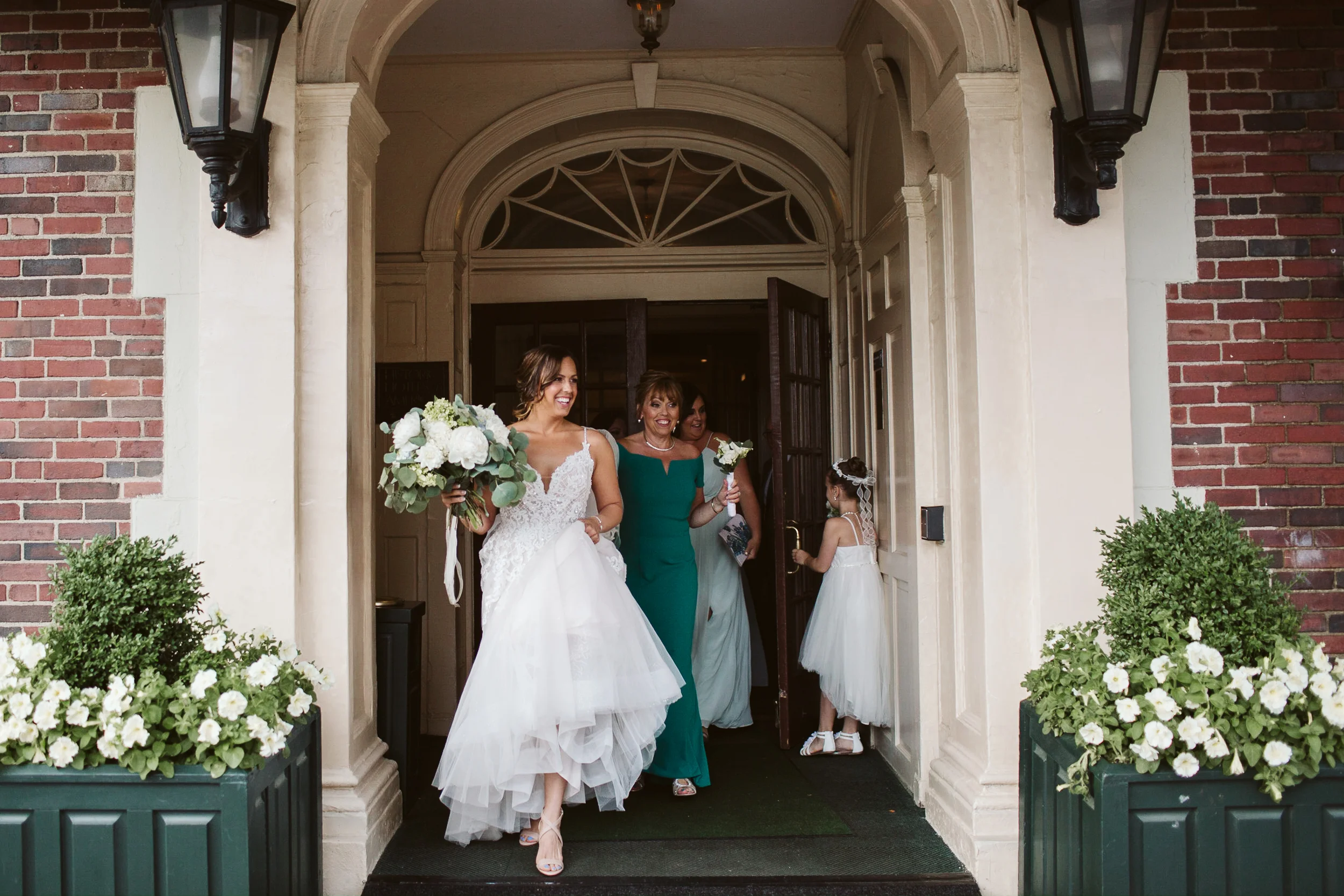 Colonial Hall Wedding — documentary wedding photography