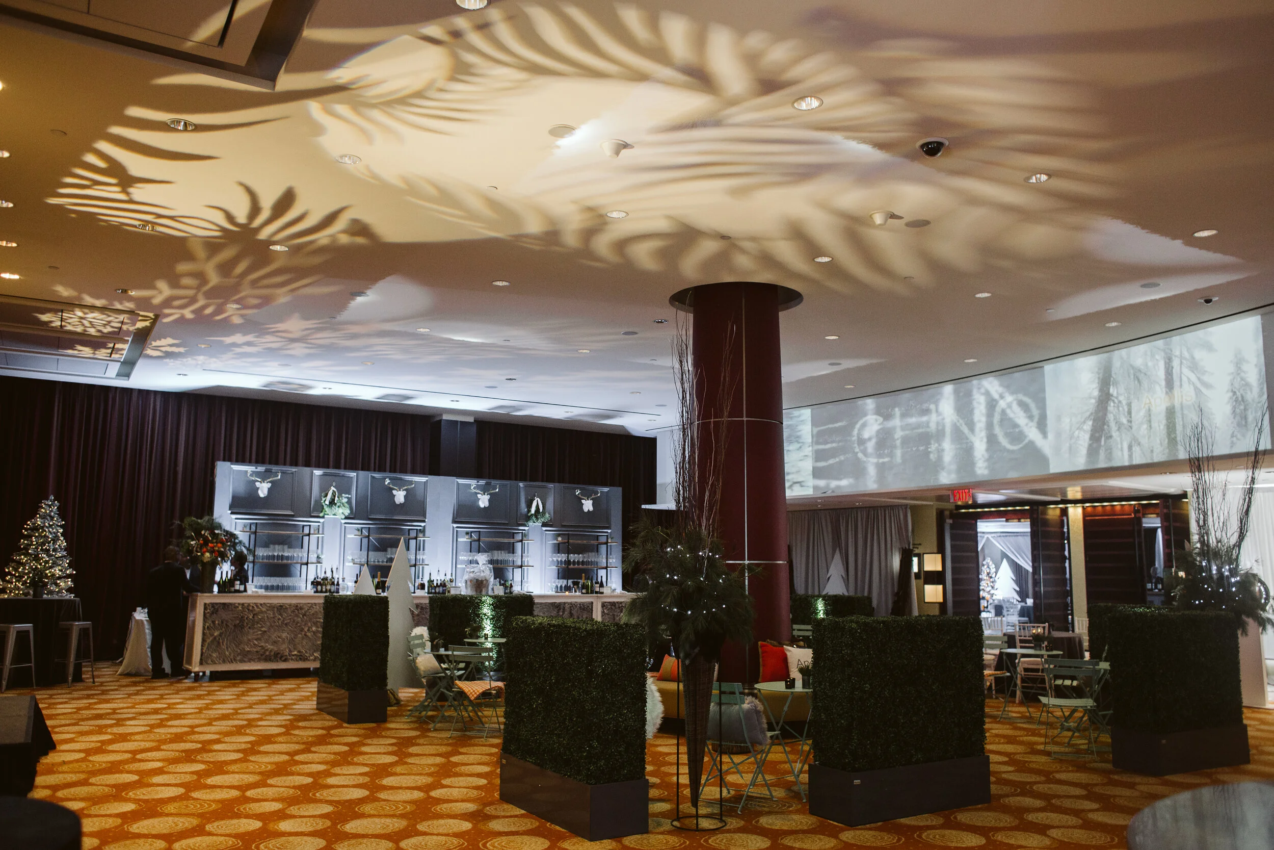 Corporate Holiday Party at the Intercontinental Hotel, Boston MA — documentary wedding photograph