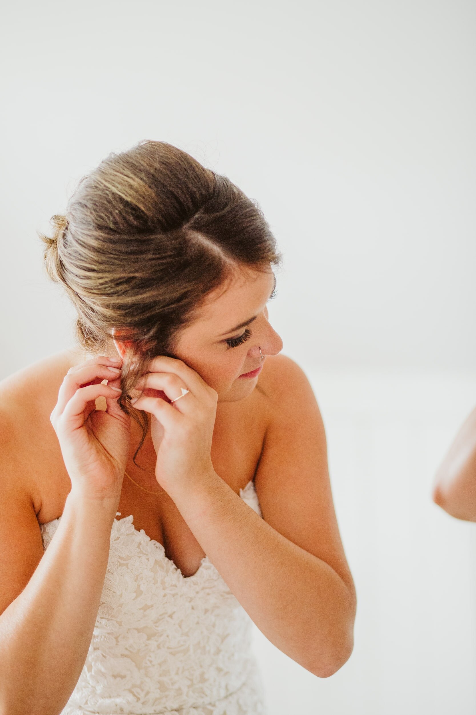 Jonathan Edwards Winery — wedding photography by Mark Davidson