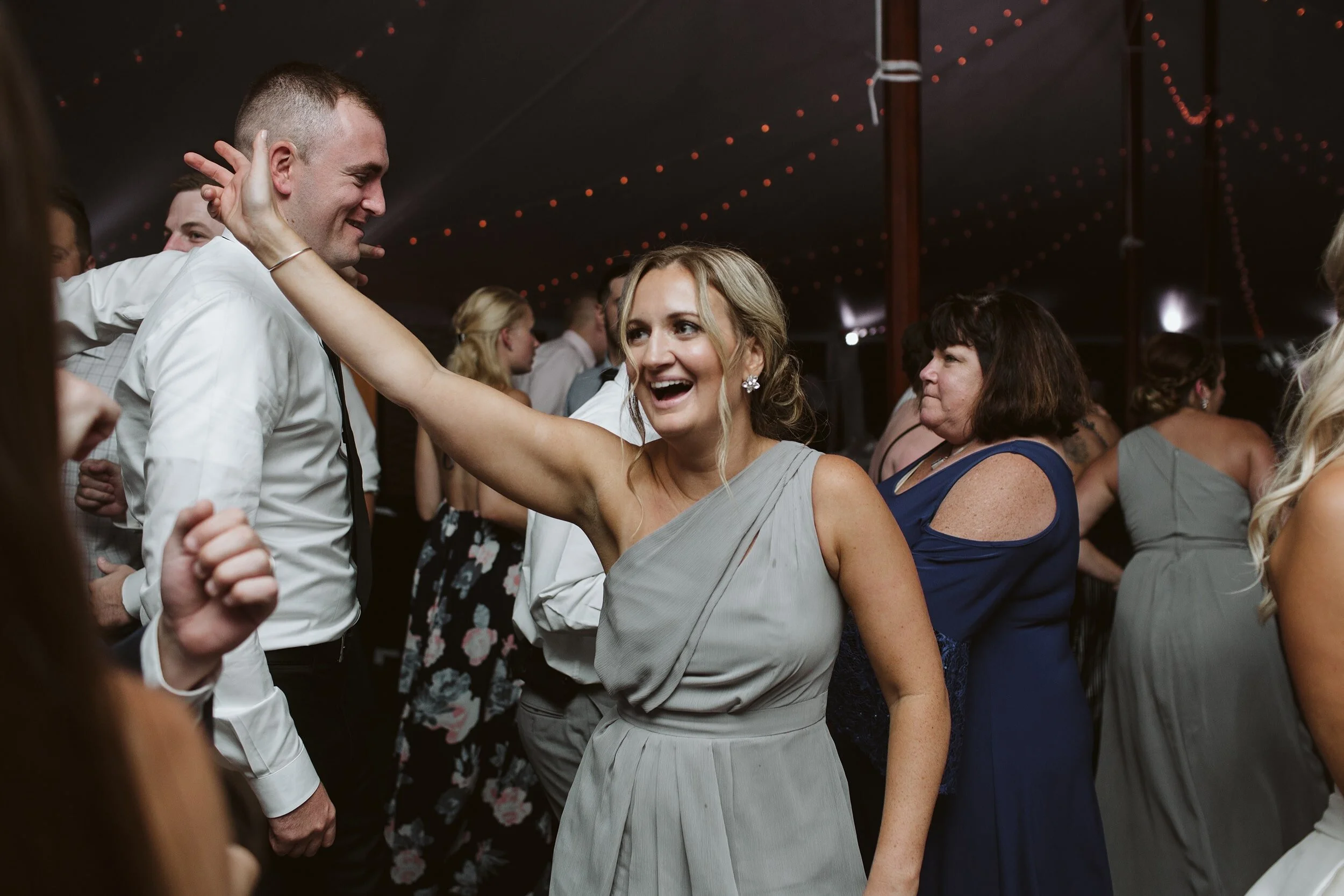 Moraine Farm — wedding photography by Mark Davidson
