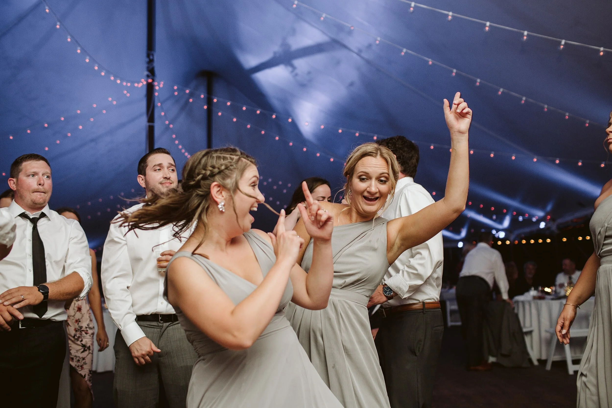 Moraine Farm — documentary wedding photograph