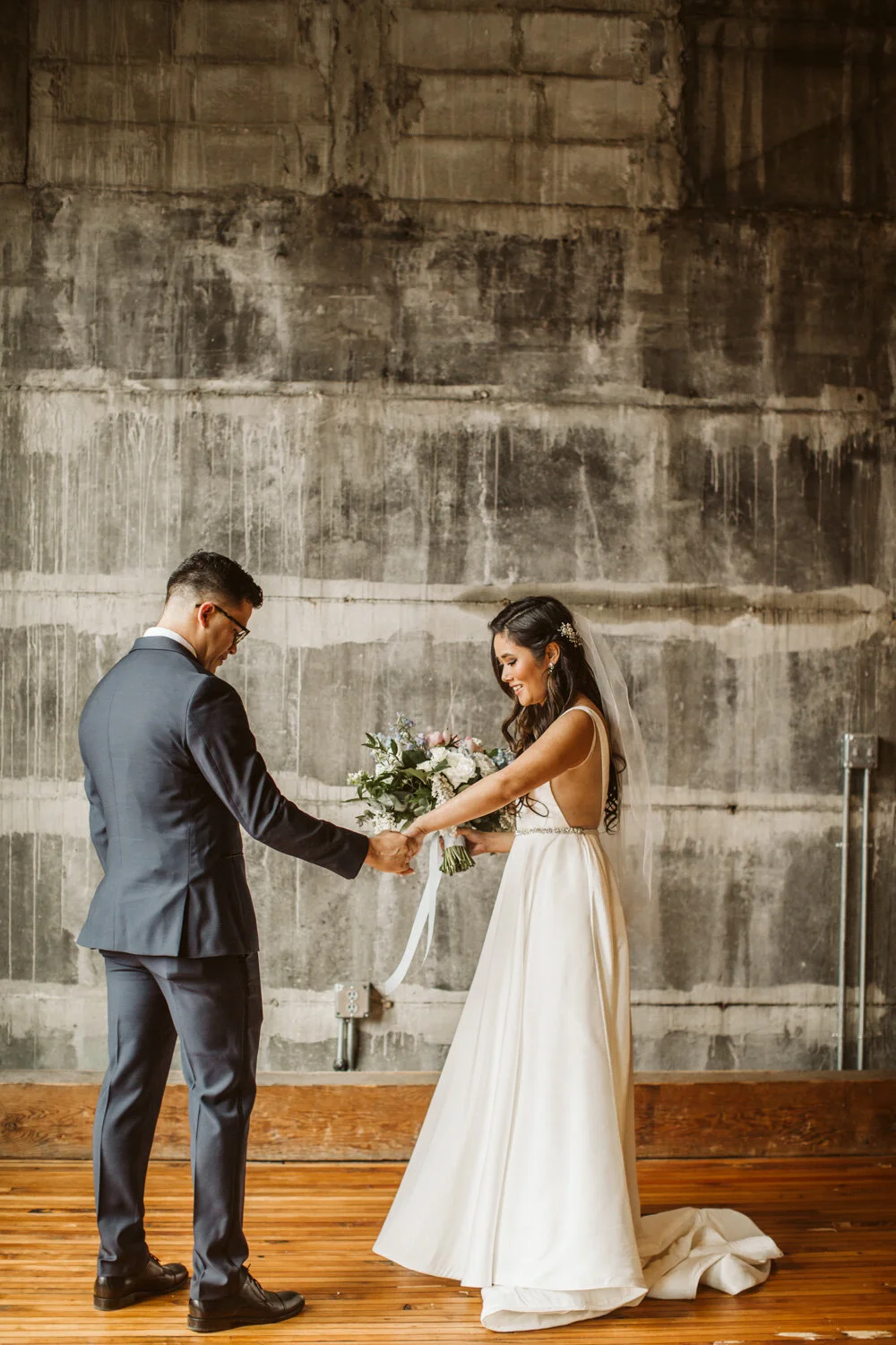 Olio Wedding Peabody MA — wedding photography by Mark Davidson