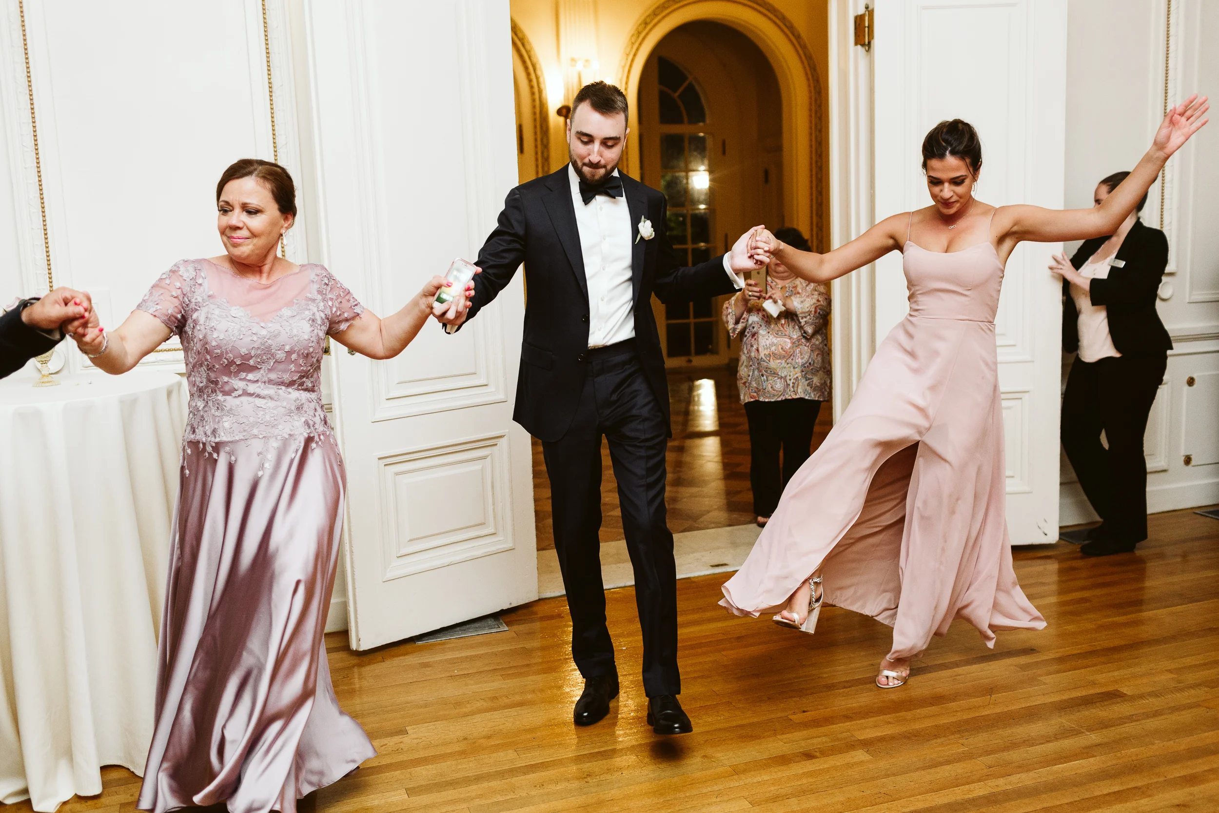 Tupper Manor Wedding — documentary wedding photograph