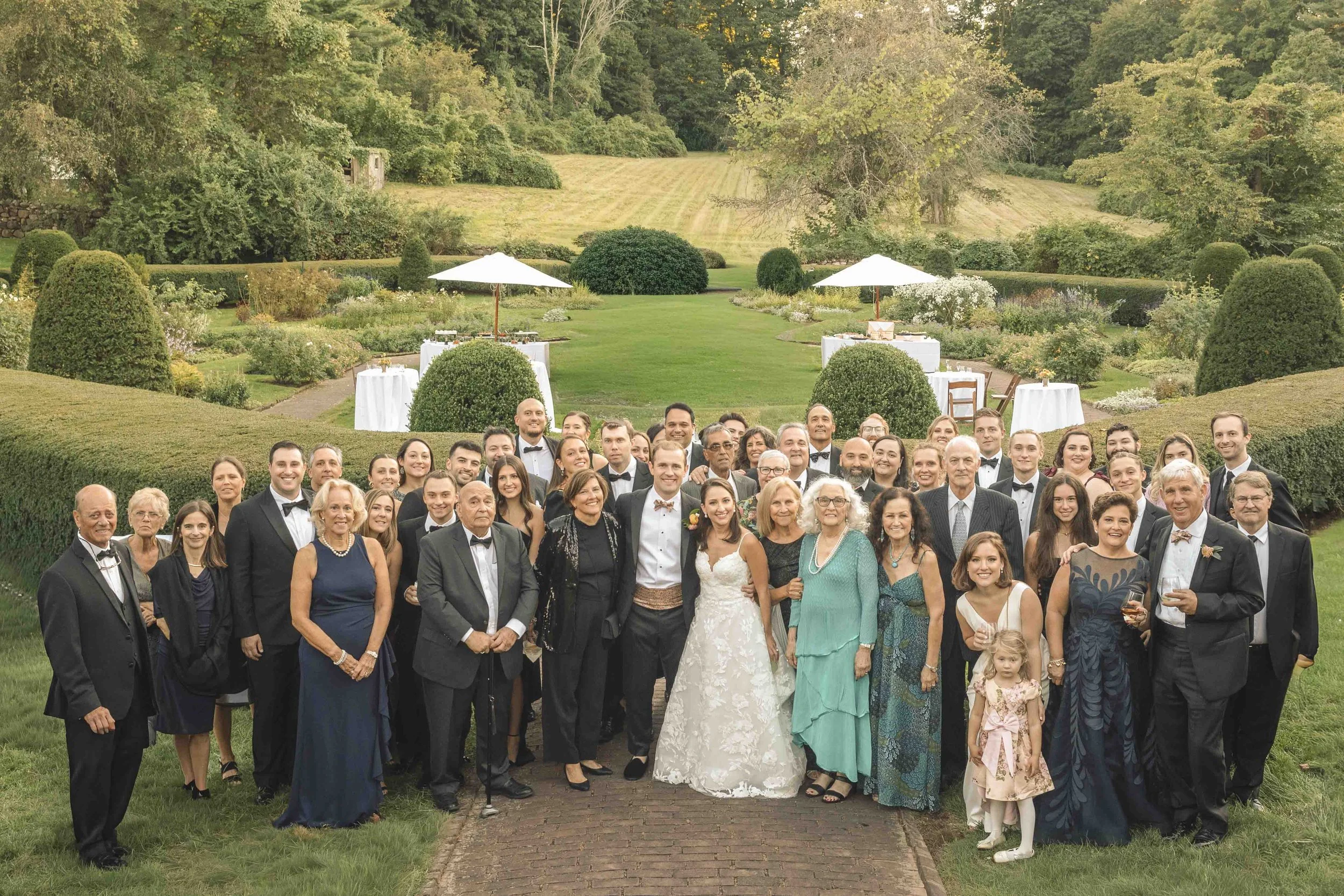 Family Photos Without Losing Your Mind (Or Your Cocktail Hour) 7 Family Photos Without Losing Your Mind (Or Your Cocktail Hour) — documentary wedding photography