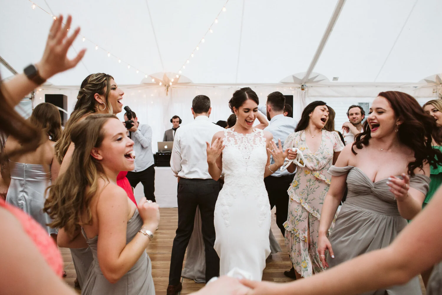 Glen Magna Farms — candid wedding moment