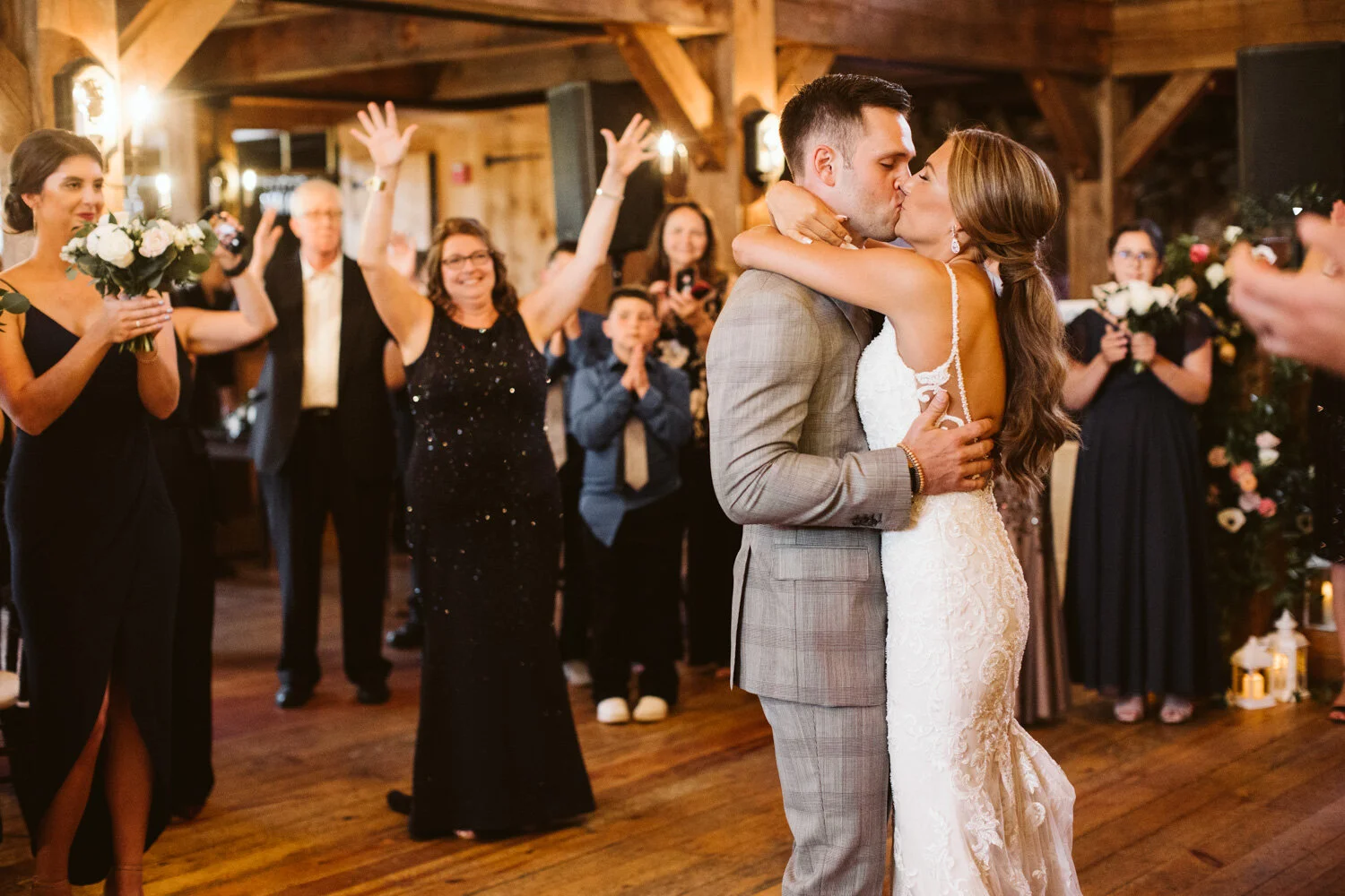 Red Lion Inn, Cohasset MA — documentary wedding photography