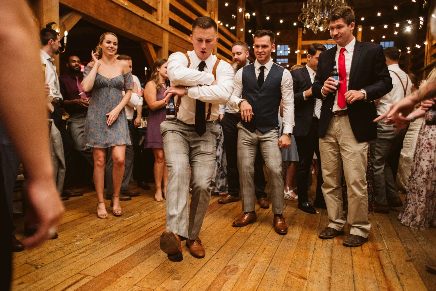 Red Lion Inn, Cohasset MA — documentary wedding photograph