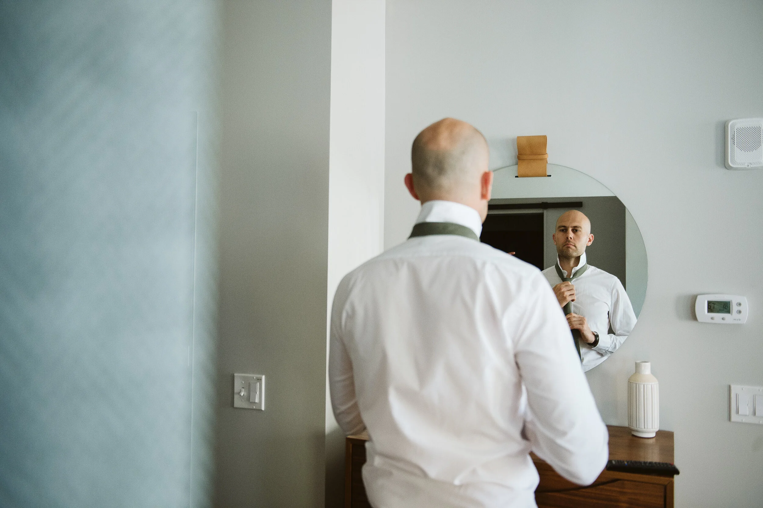 Willowdale Estate — candid wedding moment