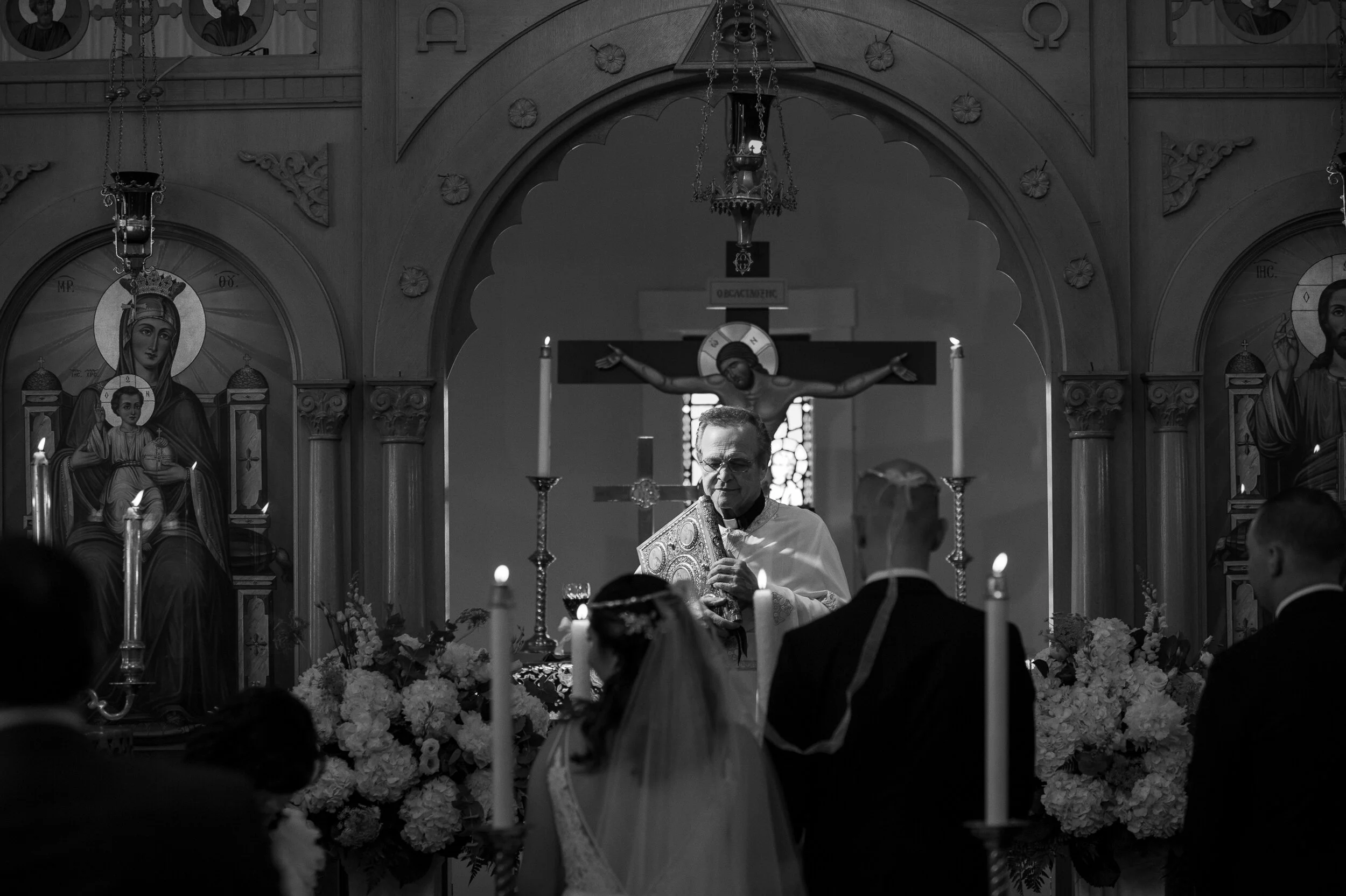 Willowdale Estate — documentary wedding photograph