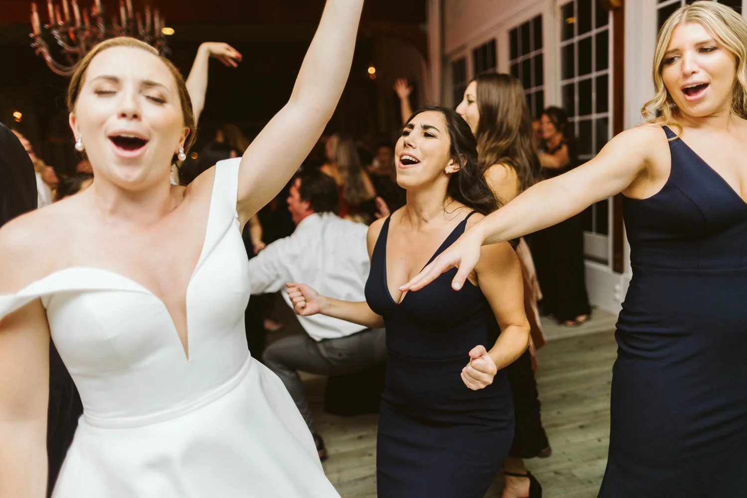 Wychmere Beach Club — documentary wedding photography