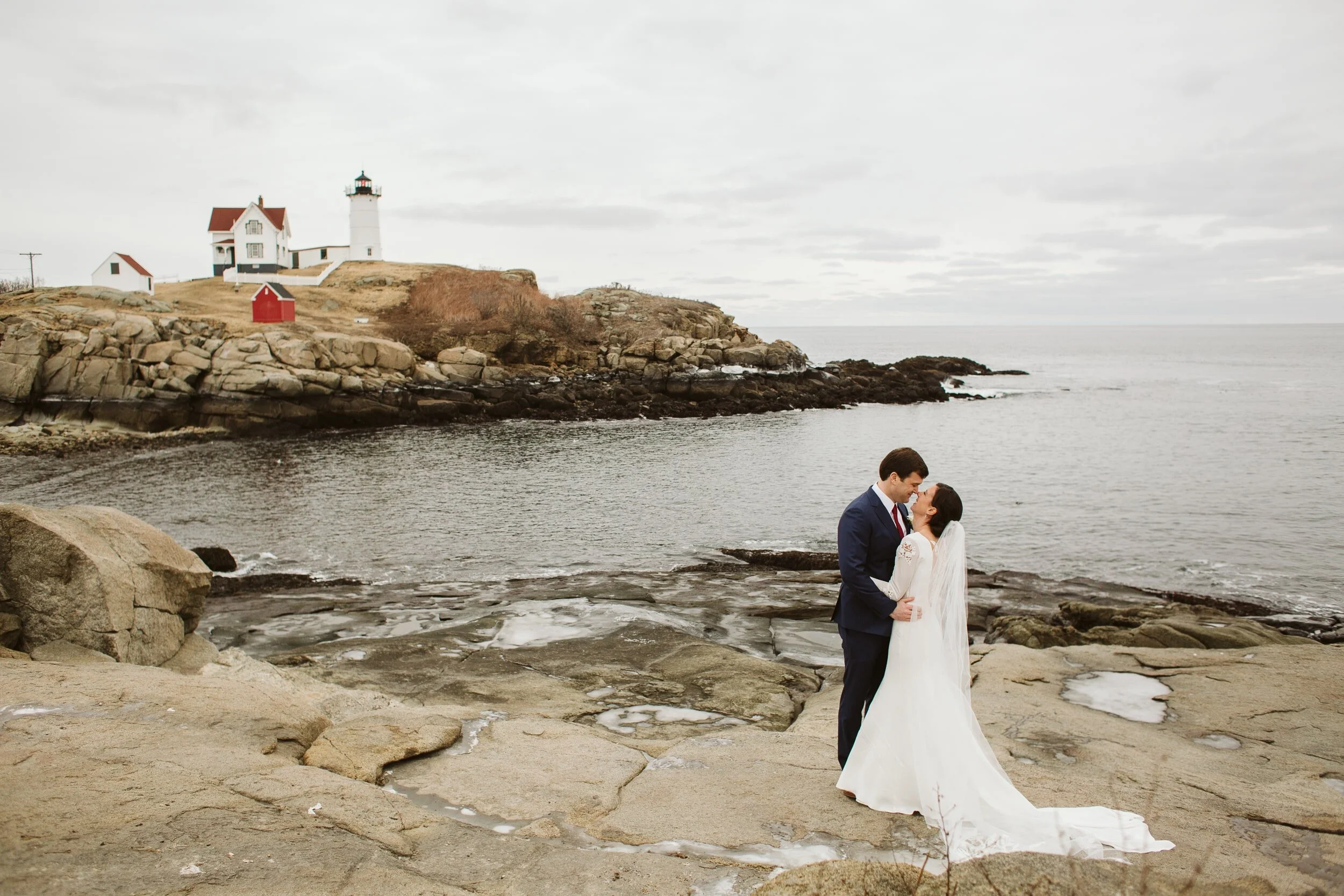Winter Wedding at York Harbor Inn — documentary wedding photograph